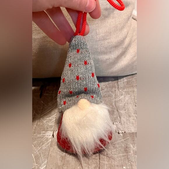 Christmas gnome ornament and decor bundle - Picture 7 of 11